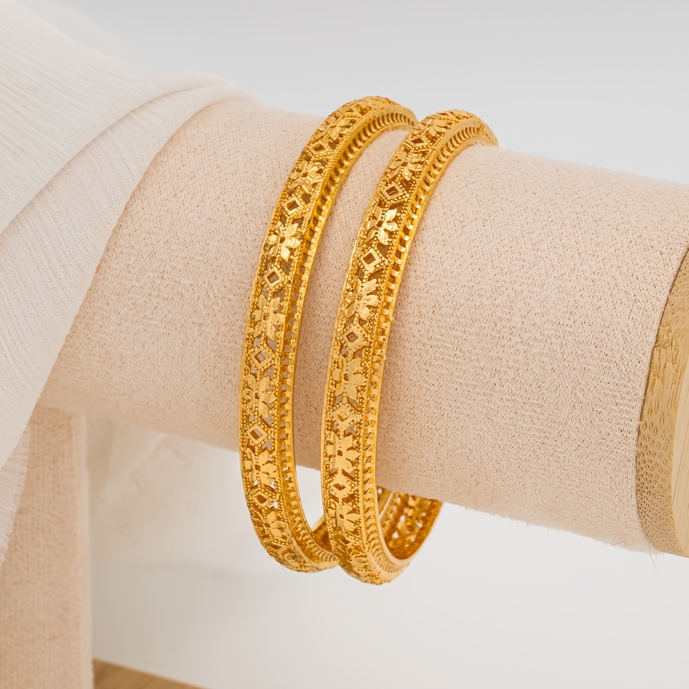 TEMU Middle East 2pcs Dubai Women's Fashion Wide Cuff Bracelet European And American Hand Jewelry Wedding Engagement Bride Luxury Ethnic Style