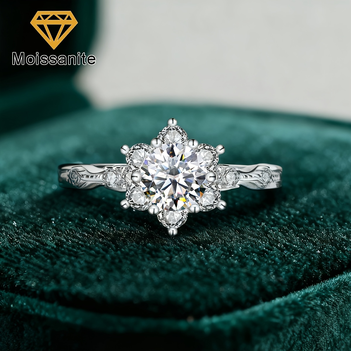 Sparkling 1ct Moissanite Flower Promise Wedding Band