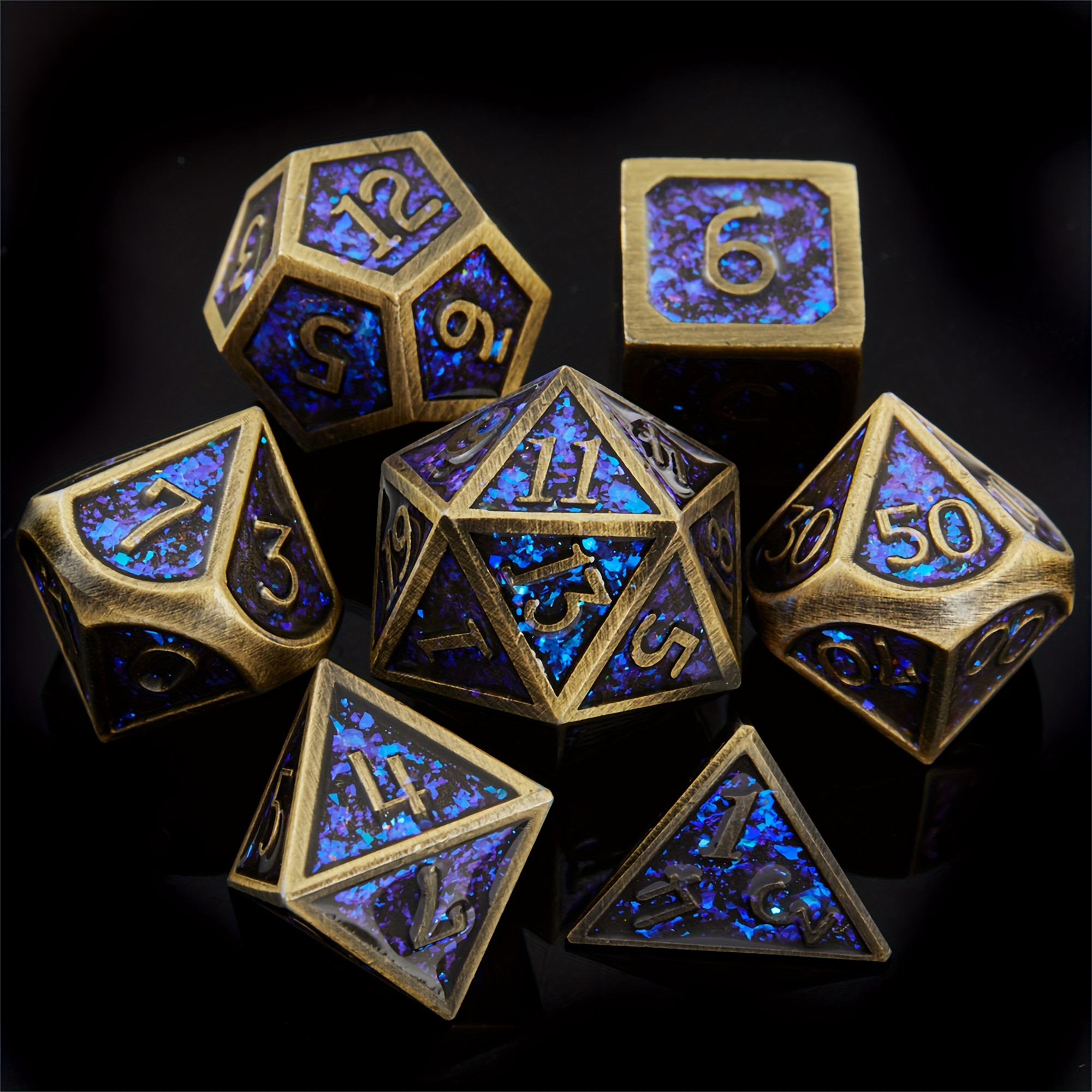 

Shiny Golden Dice Set For Dnd With 7 Pieces, Suitable For Tabletop Games, Halloween, Christmas, Gifts, And Party Supplies.