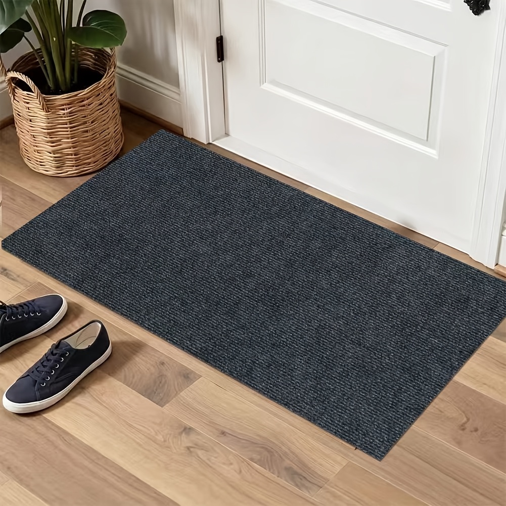 eine rolle abziehbarer aufklebbarer teppich selbstklebender