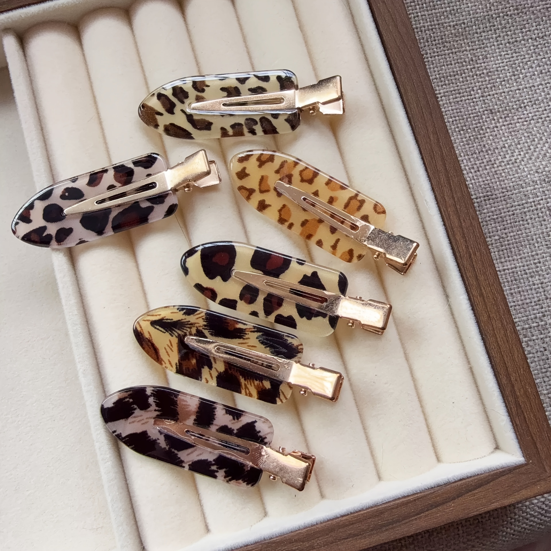 E-shop 6 stylische und Haarspangen im Vintage-Leopardenmuster, Blumenherz-Seitenspangen, Haarspangen und Pony-Spangen