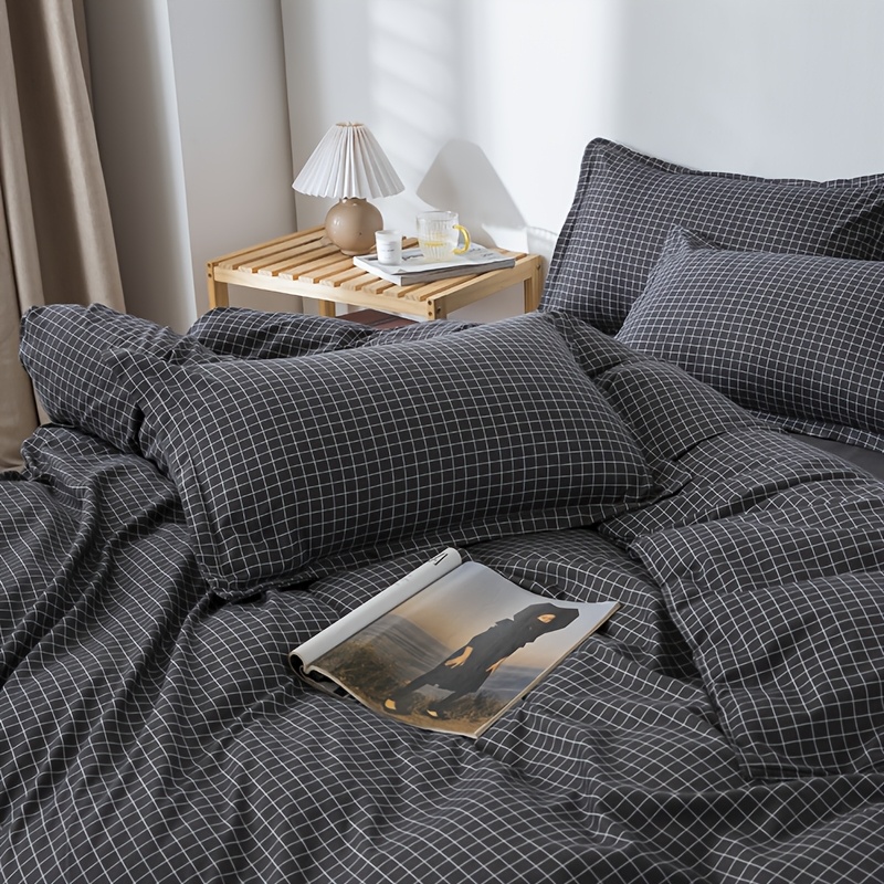 4pcs Quilt Set (1*quilt Cover + 1*bed Sheet + 2*pillowcases, Excluding Quilt Core), Colorful Line Printed Bedding Set, Soft And Comfortable Four-season Quilt Cover, Suitable For Bedroom And