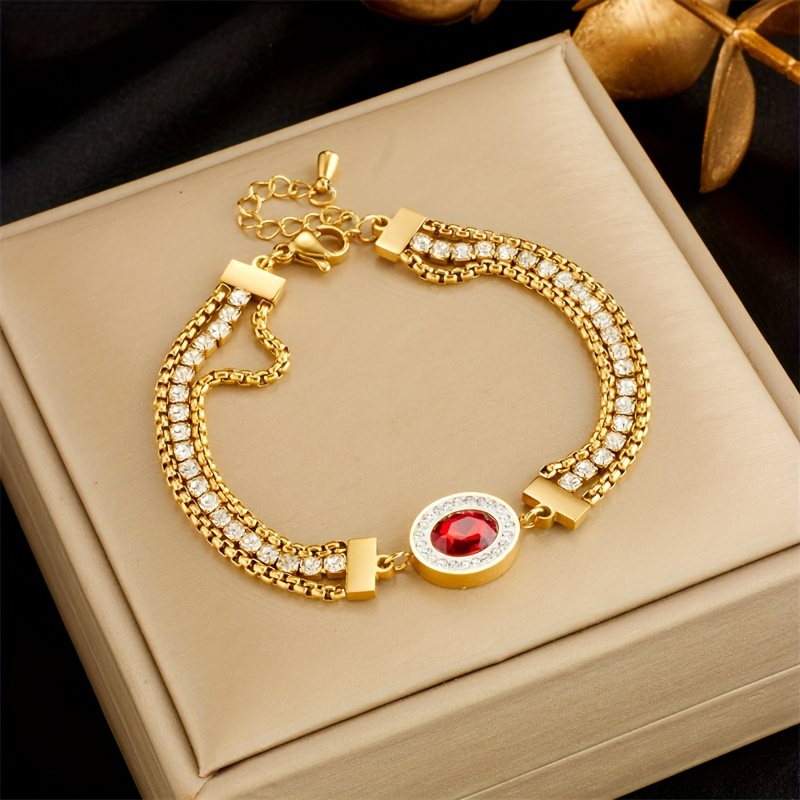 

Bracelet en strass à double couche élégante et vintage avec un charme en rubis synthétique - Acier inoxydable plaqué or 18 carats, parfait pour un usage quotidien et les fêtes