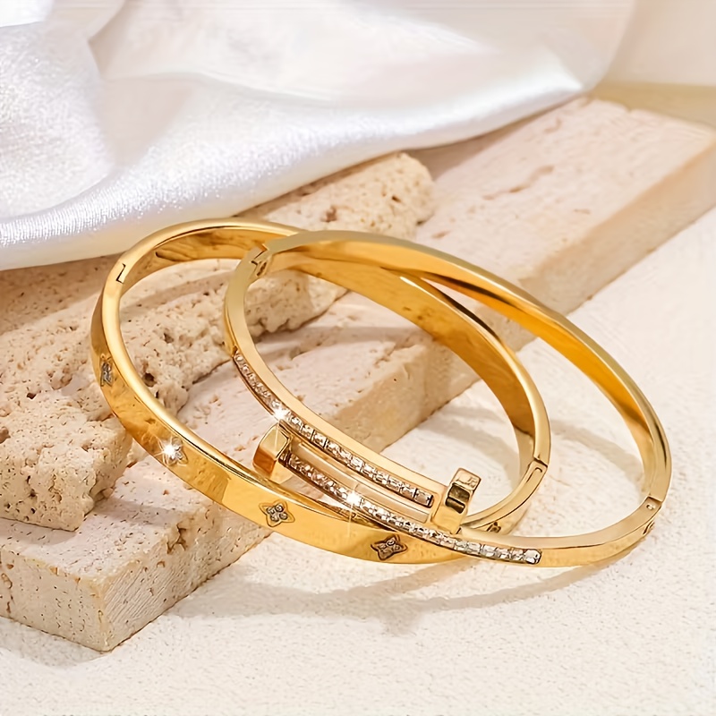 Image of 2pcs Set Of Stylish Stainless Steel Bracelets, Suitable For Daily Wear And Perfect As A Birthday Or Anniversary Gift. Ideal For , Great For Party Decorations And Gifting, A Unisex