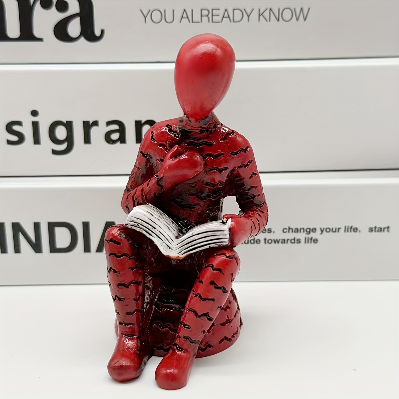 1pc creative minimalist abstract reading character statue   room   bookshelf decoration resin crafts Product details 6