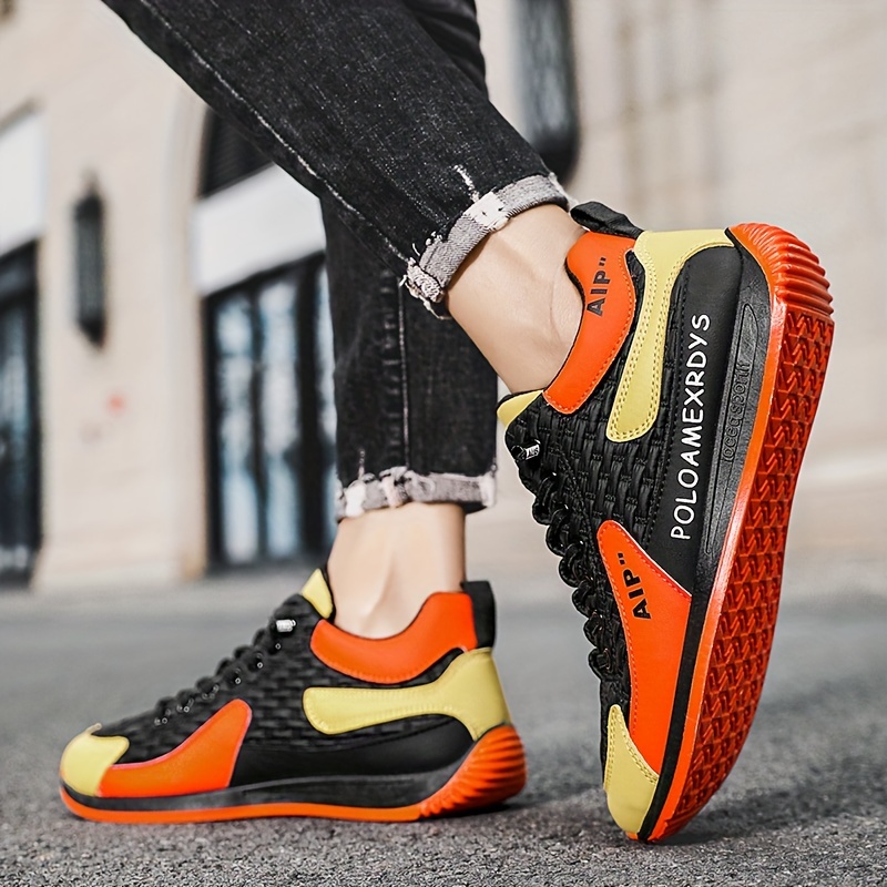 Baskets Casual Homme Style Rue Chaussures de sport casual pour hommes 2024 Nouvelle tendance de style de rue géométrique, hauteur mi-haute, bout rond, lacets, doublure en tissu, semelle en EVA, semelle en PVC, upper en PU, pour usage quotidien et en plein air
