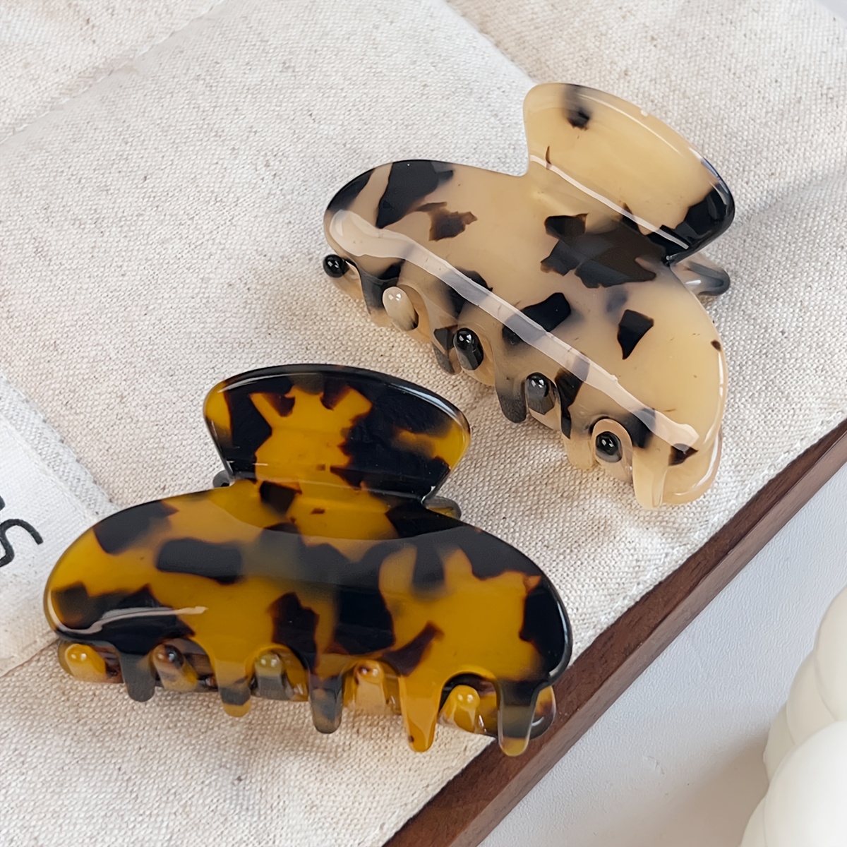 TEMU 2pcs Acetate Hair Claw Clips, Medium Large Non-slip Hair Claws For Hair, Vintage Leopard Print Hair Barrettes For Women, Fashion Hair Additions