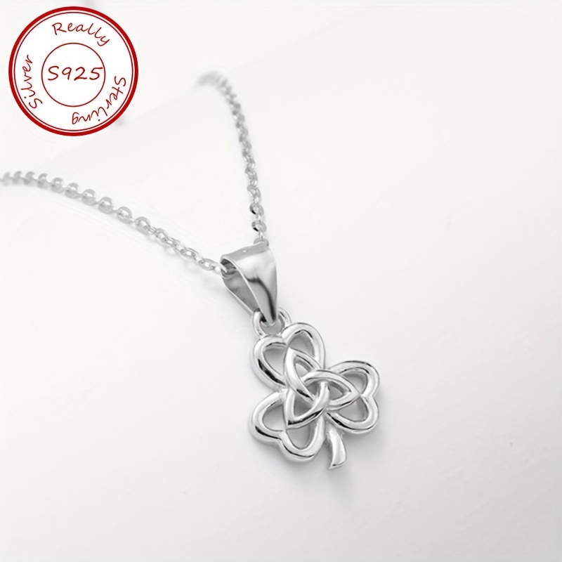 

Sterling Silver S925 Clover Pendant Necklace, Bohemian Style, Simple And Elegant Design, Vintage-inspired Fashion Clavicle Chain, Hypoallergenic Gift For Boyfriend Or Friend