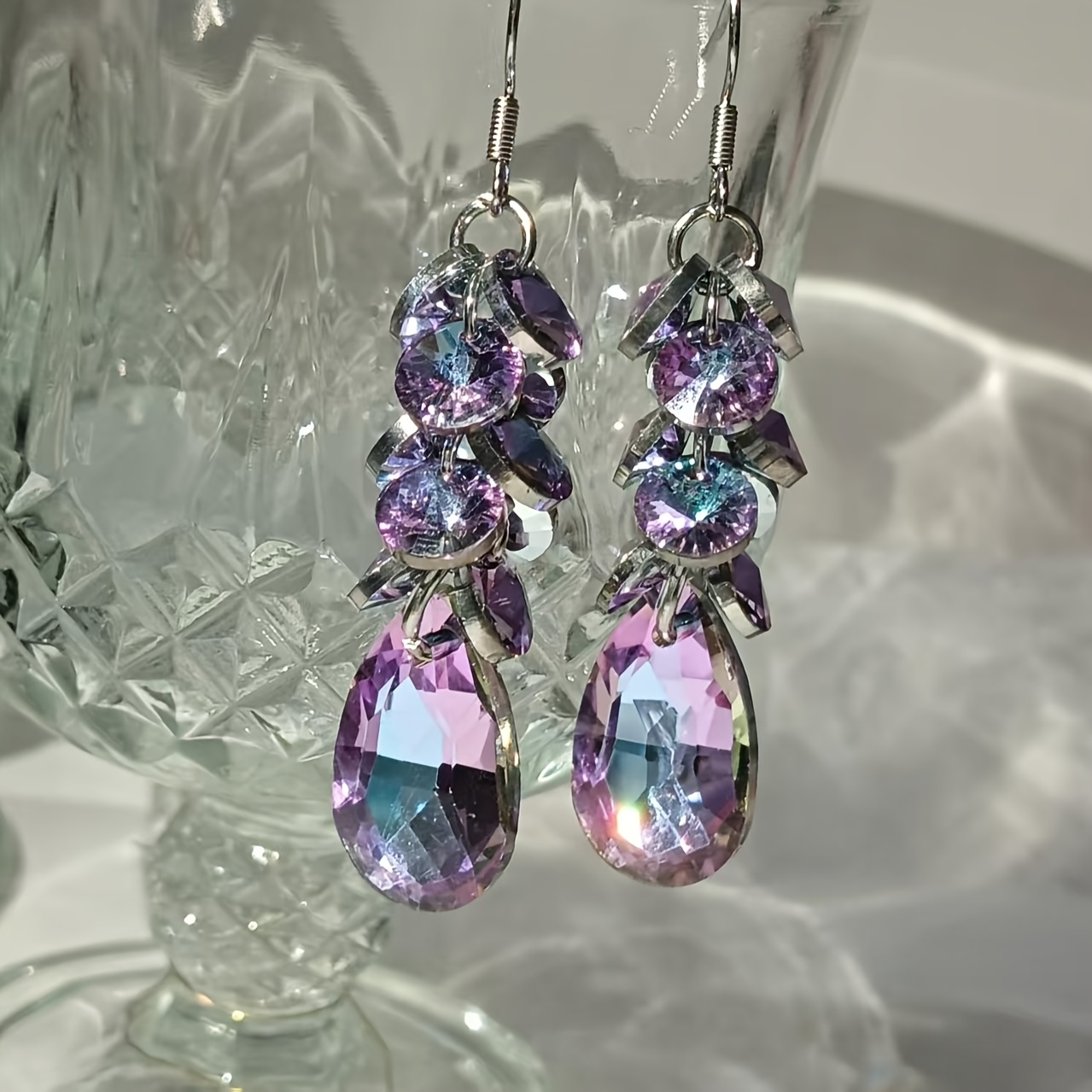 TEMU Une paire de boucles d'oreilles élégantes, et étincelantes avec des en cristal artificiel de goutte