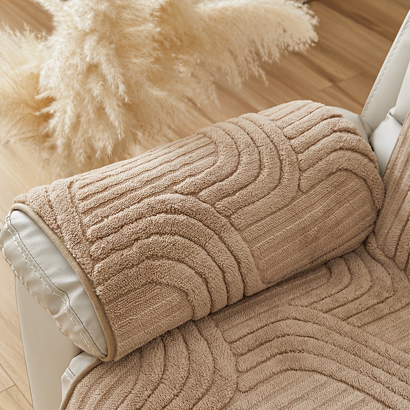 [1pc Soft Velvet Sofa Cover] 1pc Durable Pet-Friendly Soft Velvet Sofa Cover | Machine Washable Polyester Slipcover for Living Room and Office Decor | Mixed Color, 200-250gsm, Elastic-Band Couch Protector