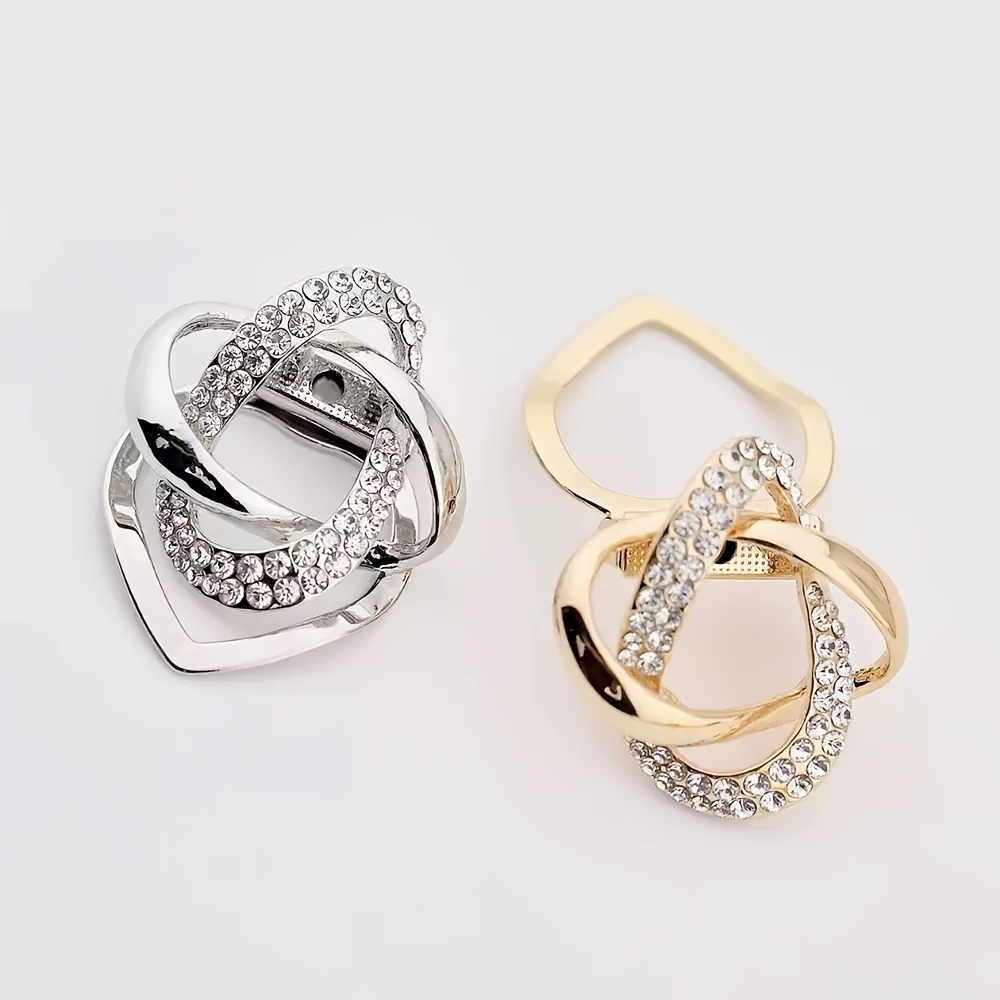 Simple and Stylish Scarf Clip, Elegant Accessory