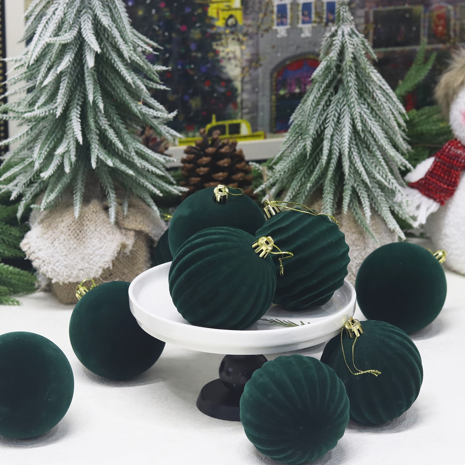 

20pcs Velvet Christmas Ball Ornaments, Flocked Plastic Balls Hanging Decorations For Tree Holiday Party