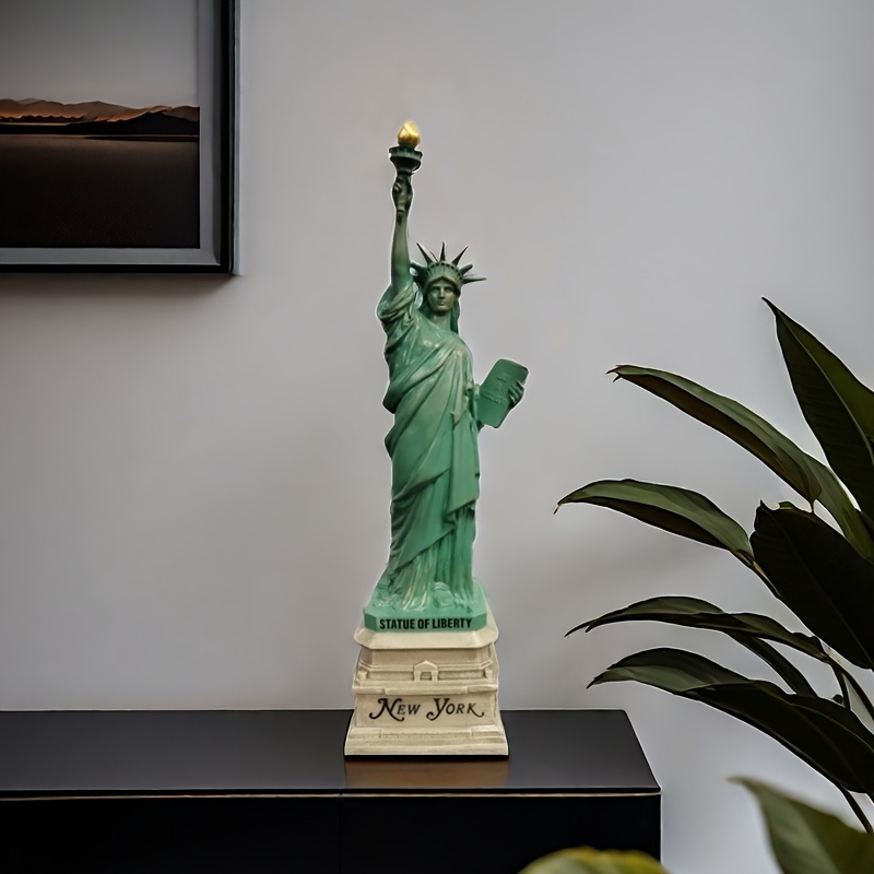 Statue Of Resin Crafts Model Ornament, Living Room Office Cabinet Decoration Decor, Perfect Travel Souvenir And Holiday Gift, Perfect For