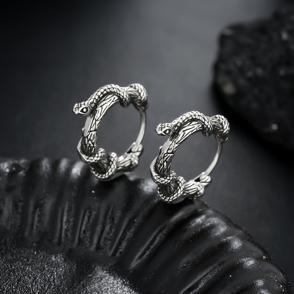 E-shop Verwobene - Schlange Herren Trendiges Hip-Hop Design Sense Individuelle Mode All-Match Schmuck Geeignet für Täglichen Gebrauch und Geschenke,