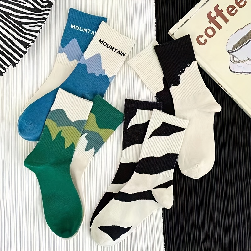 

4 Pairs Of Men's Trendy Colour Block Abstract Pattern Crew Socks, Comfy Breathable Casual Soft & Elastic Socks, Spring & Summer