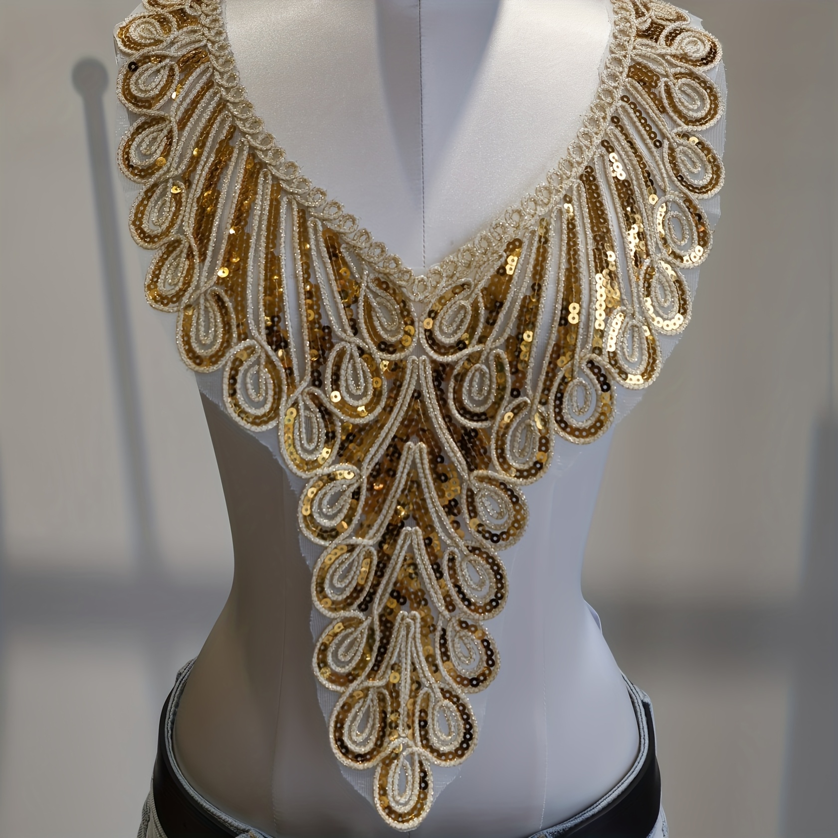 E-shop Goldener Glitzer Federartiger Spitzenbesatz - Polyester Verzierung für DIY-Bastelarbeiten, Nähen & Strickprojekte - Elegante Dekorationsakzente