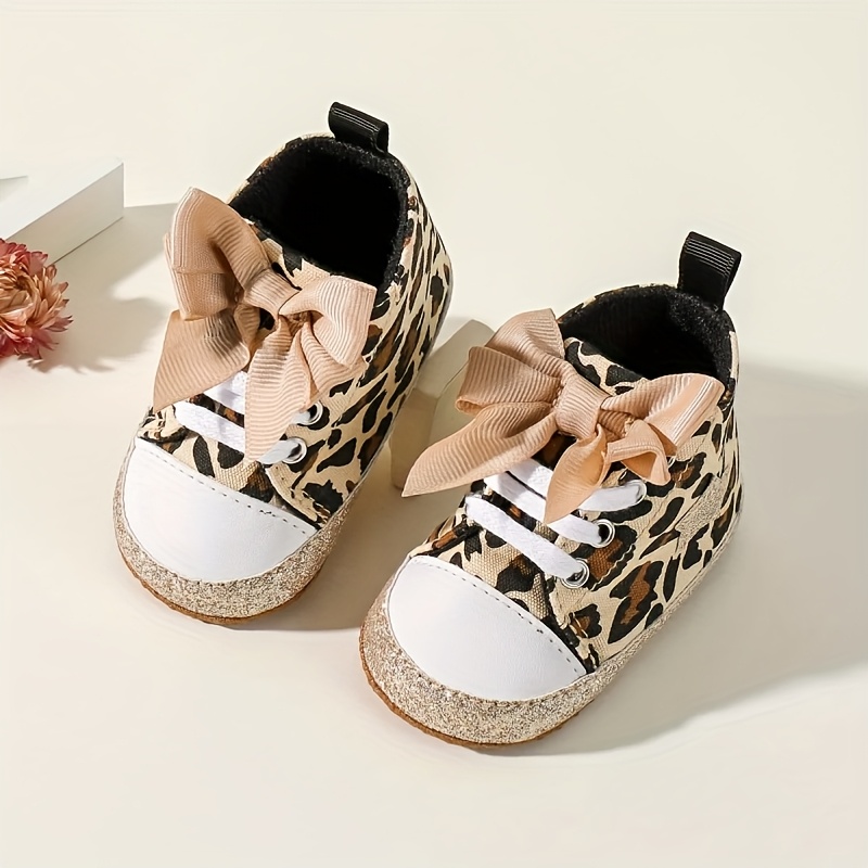 d5a48ed5-d10c-4722-be33-670c66c44b4b.jpg 's Sparkling Star & Bow Glitter Sneakers - Soft Fabric Lace-Up First Walkers Shoes with Low-Top Design, Cute Walking Shoes for New Walkers, Spring/Fall Casual Outfit