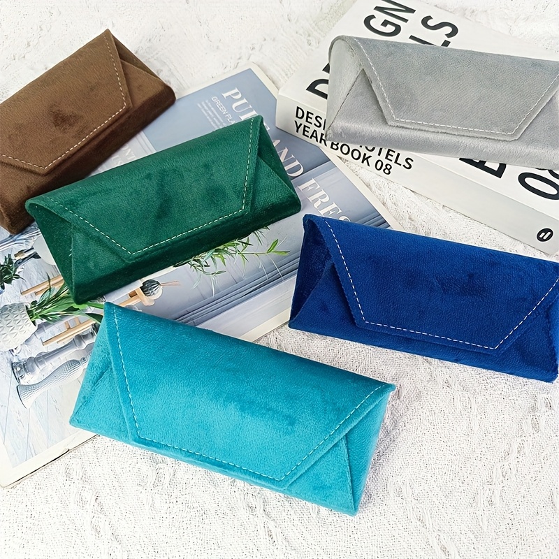 Large Capacity Magnetic Glasses Storage Box