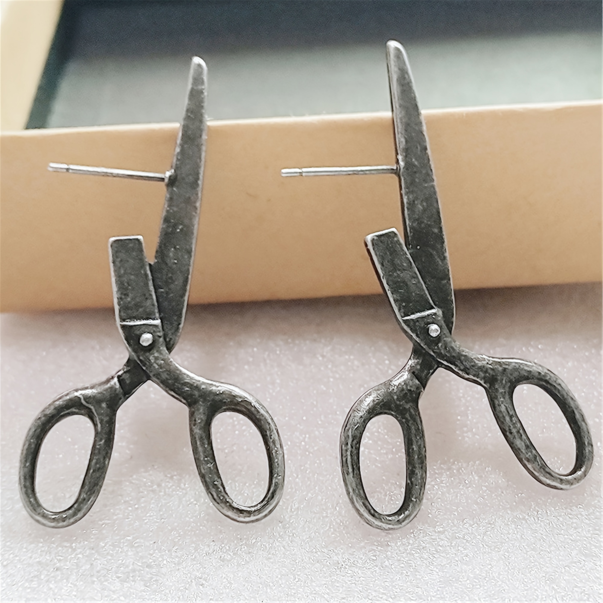  Funny Silver Cute Scissors Studs Earrings Gifts for Men Teens  Women - Hypoallergenic Tiny Silver Cute Scissors Fashion Jewelry: Clothing,  Shoes & Jewelry