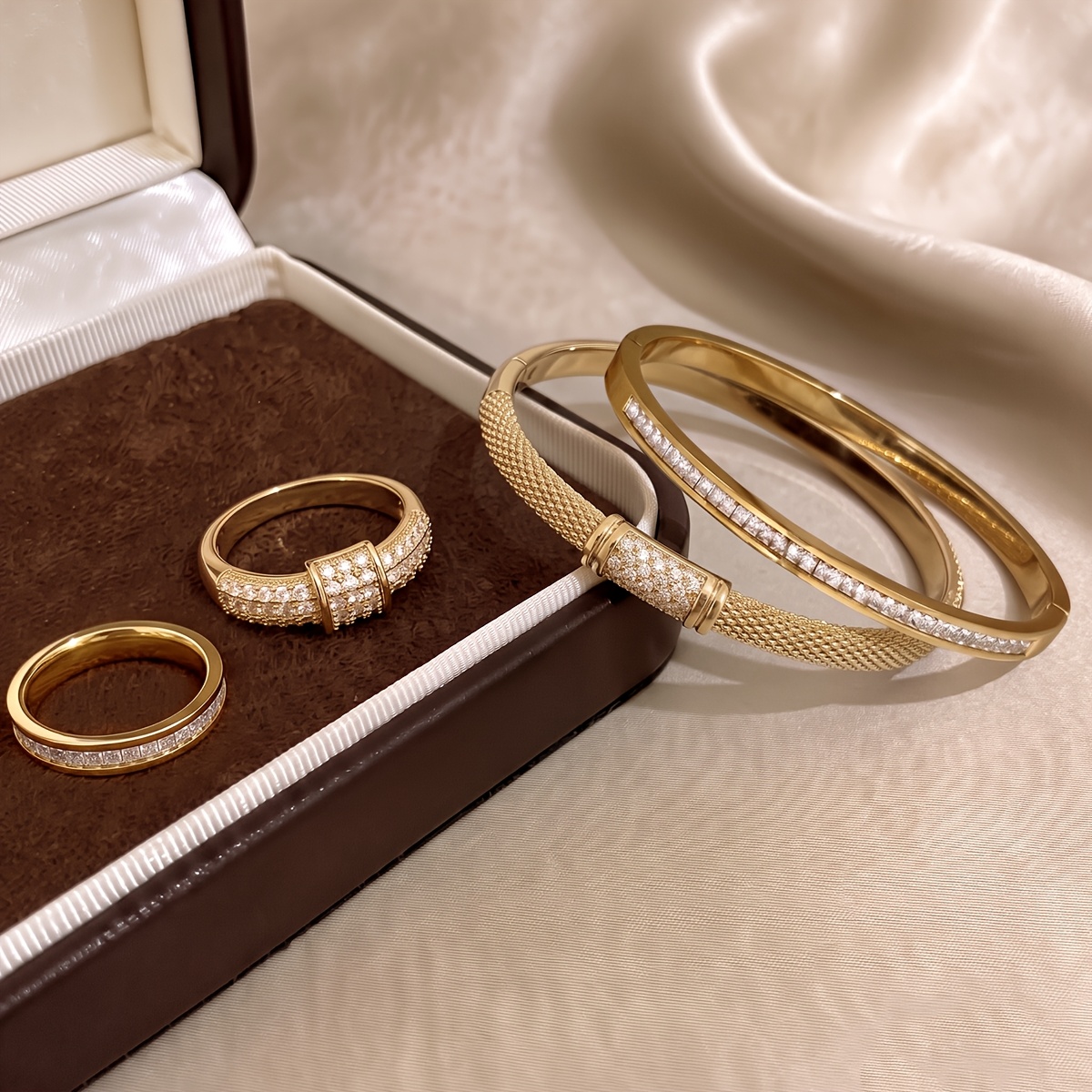 4pc Exquisite 18K Gold-Plated Bracelets and Rings Set