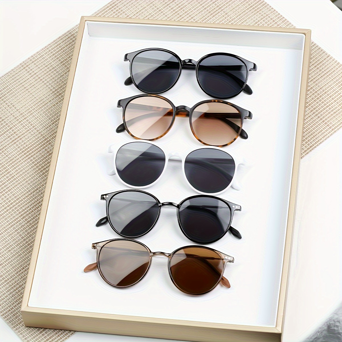 

5-piece Round Glasses Set For Women, Metal Frame, Hiking Compatible, Anti-reflective , Fashion Decorative Eyewear With Metal Hinges