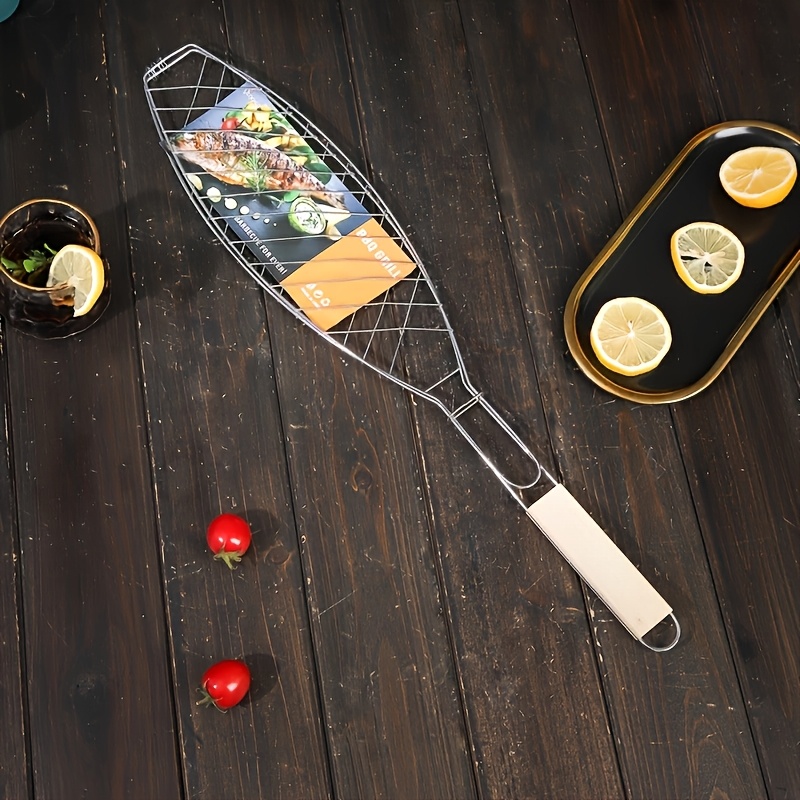 1pc wooden handle barbecue clip heavy duty fish and meat clip for kitchen and   straight grip design   cooking multi functional wooden handle fish clip vegetable clip fish grill net anti scalding barbecue tool barbecue Product details 3