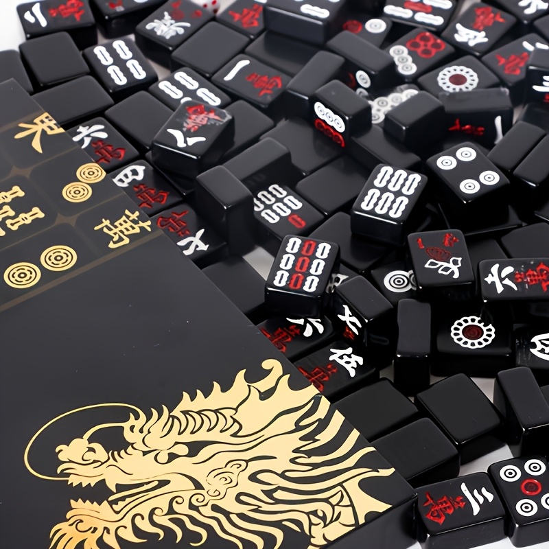 

Jeu de Mahjong Traditionnel Chinois Édition Deluxe de 144 pièces, Jeu de Portable avec 2 Dés et 4 Tuiles Fixes, Matériau Plastique de Haute Qualité, Idéal pour les et