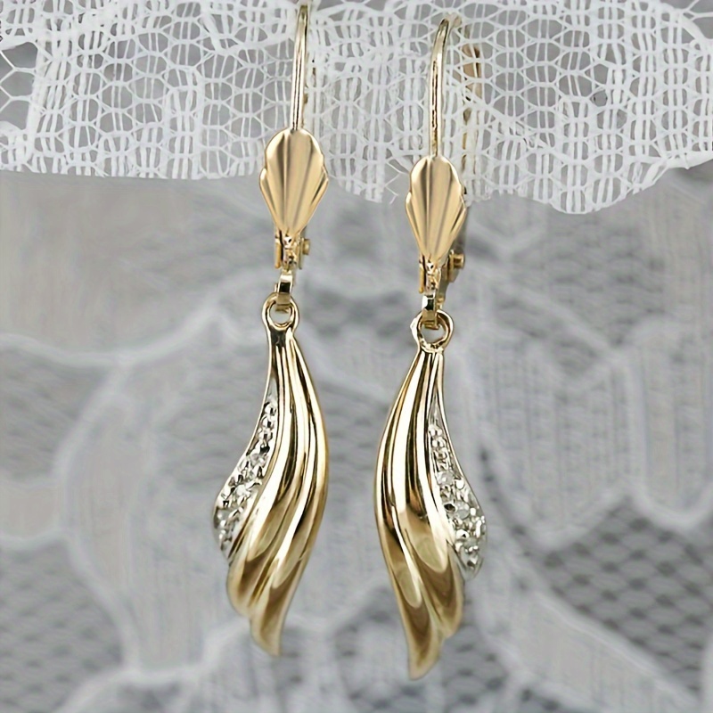 

Zircon Inlaid Wings Dangle Earrings, Glossy 18k Plated Ear Jewelry, Elegant Simple Style Pendant Hoop Earrings For Women Party Banquet