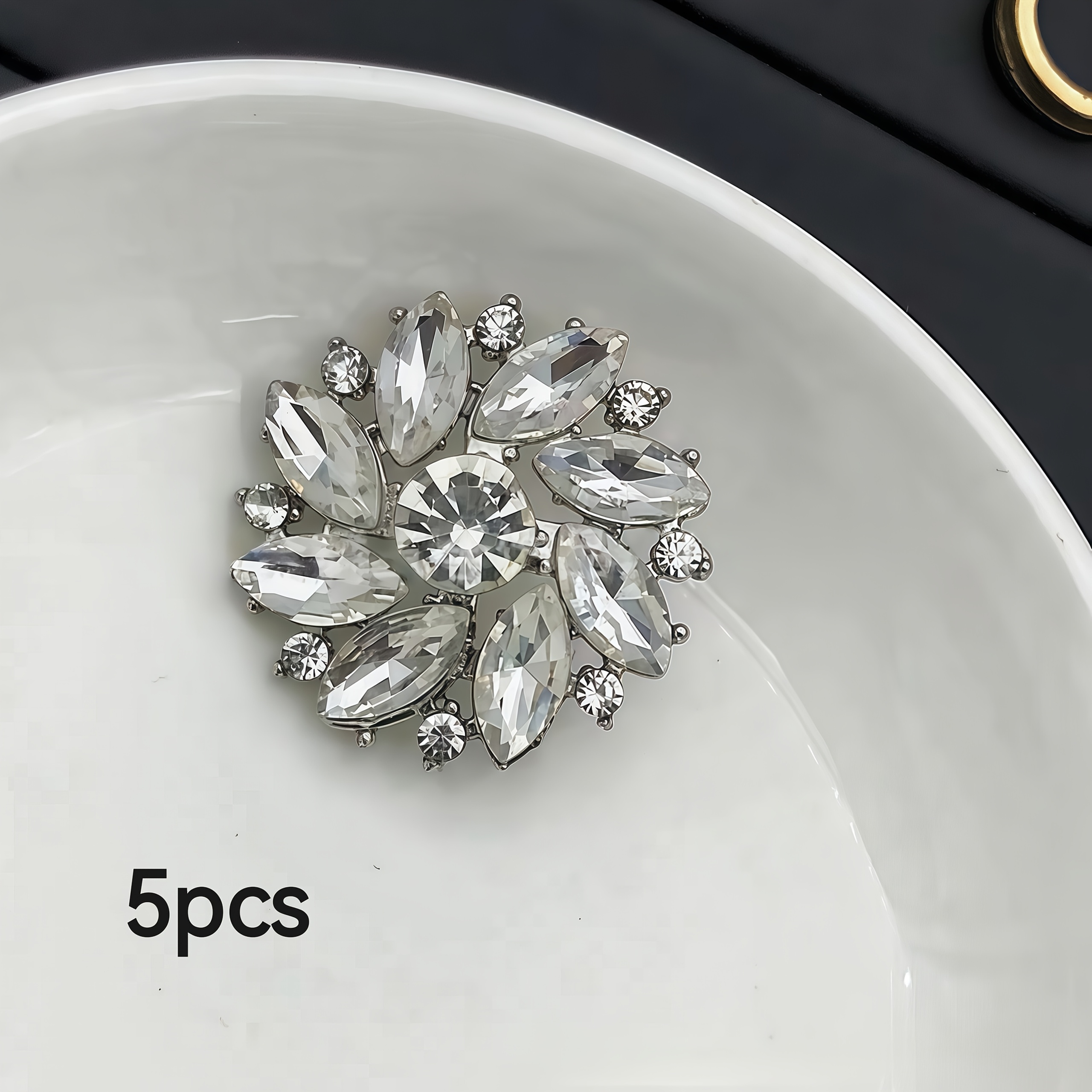 E-shop 5-teiliges Set Luxus Strass-Blumen-Metallknöpfe, Nähdekorationen, Hochzeits- Party-Deko, geeignet für Hemden, Anzüge, Kleider, Pelzmäntel,