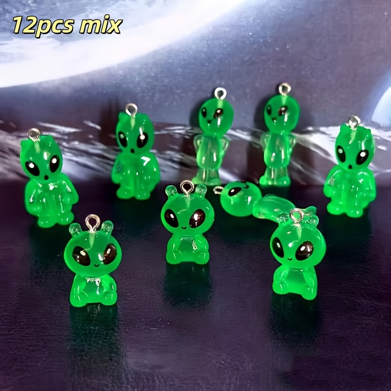 12pcs Random Cute -the-dark Green Resin Pendants, Fun Big- Elf Charms For Making Accessories