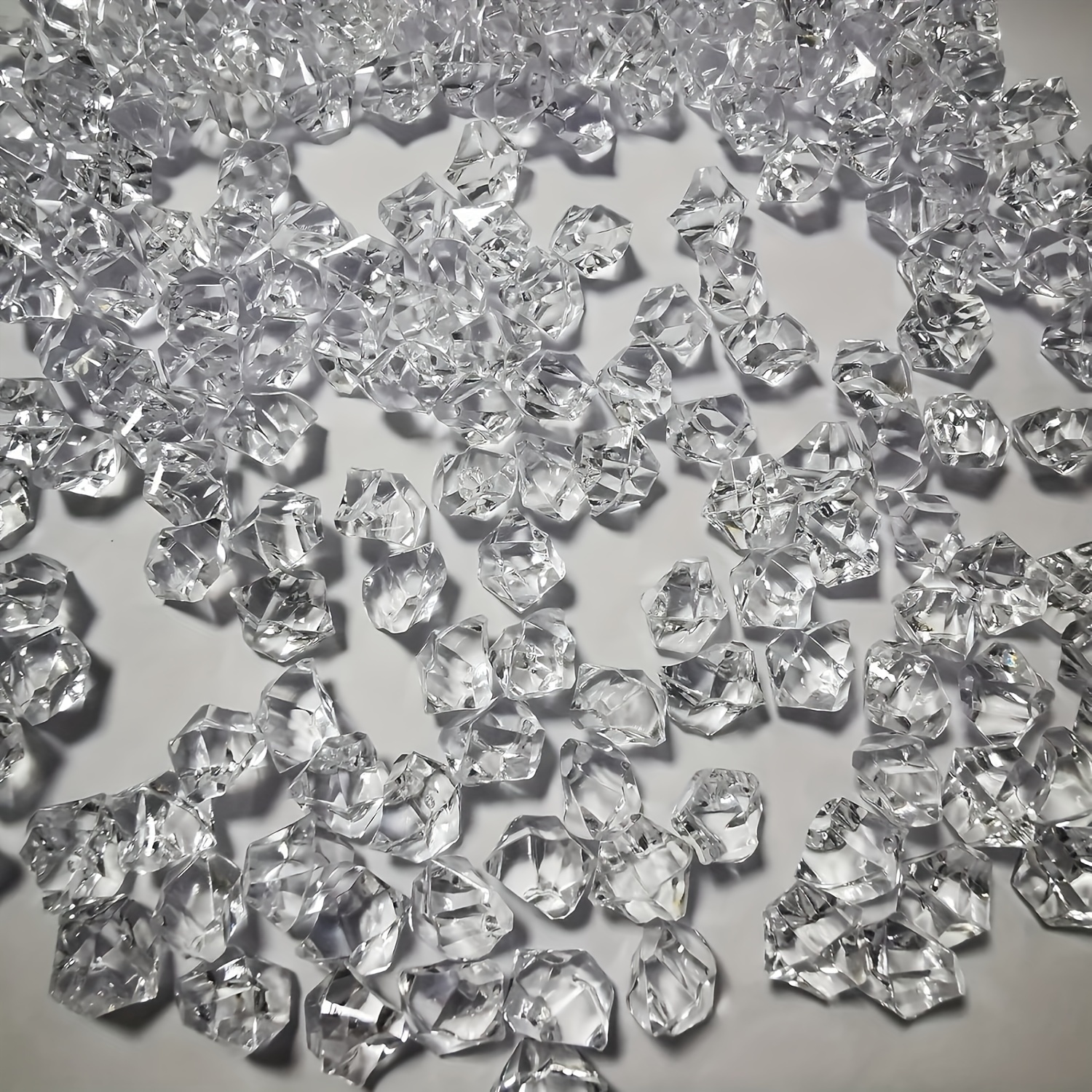 

1000pcs Diamonds, As Vase Decorations, , And Accessories.