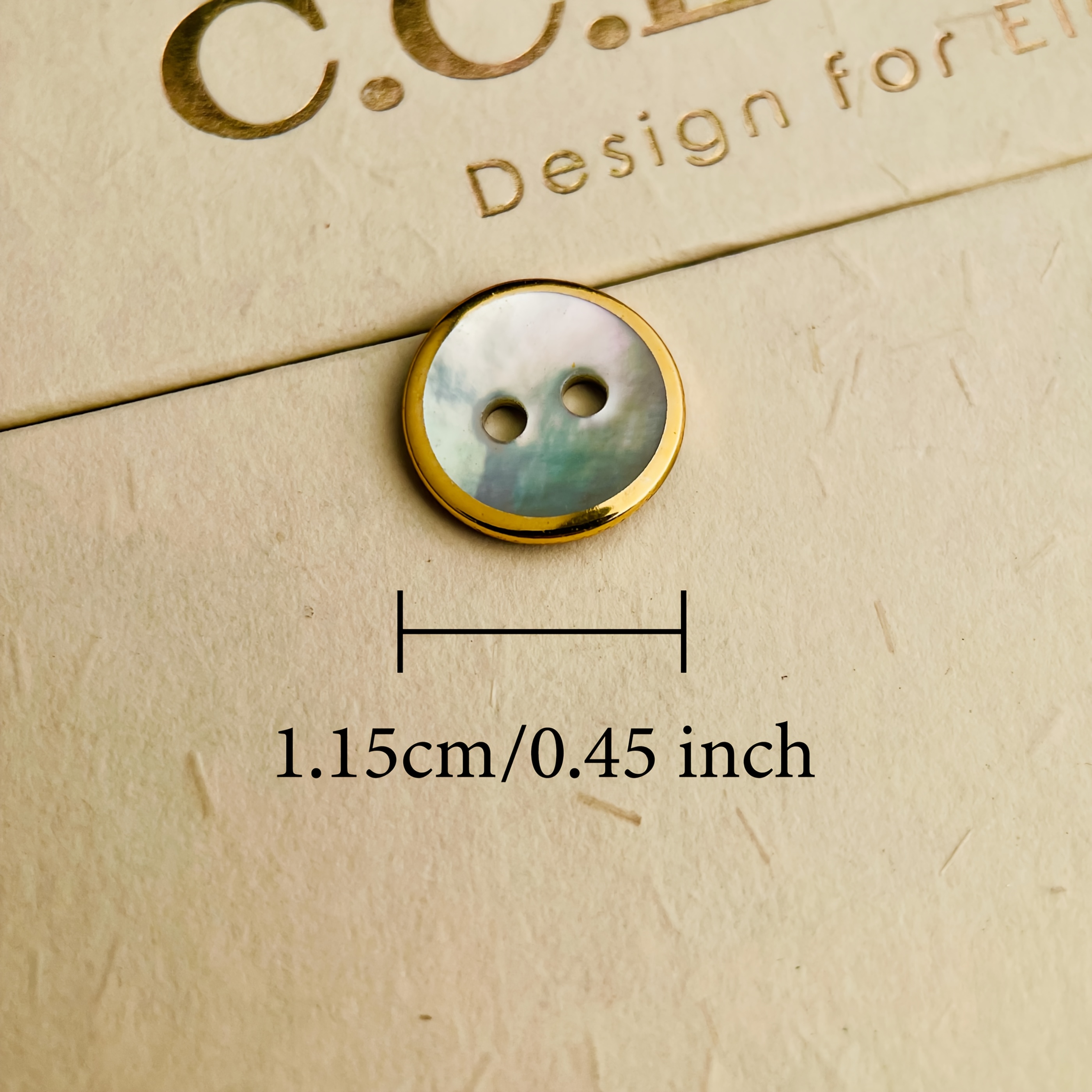 12pcs Round Double Hole Shell Buttons with Unique Texture