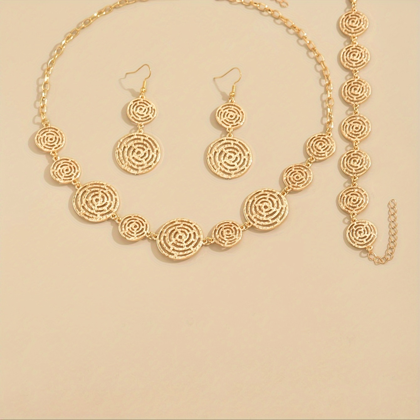 Temperament Spider Web Hollow 3pcs Set