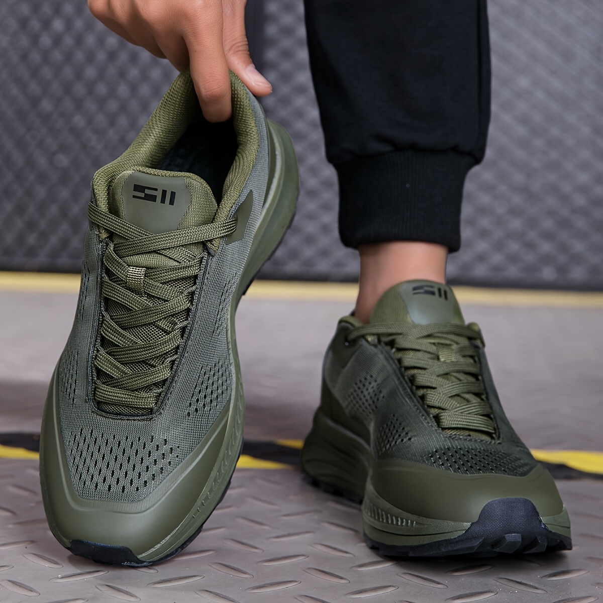 Men\'s Mesh ArmyGreen Non Slip Breathable, Athletic Sports Fashion Sneakers Shoes Amazon.com | Wrezatro Men main image 2