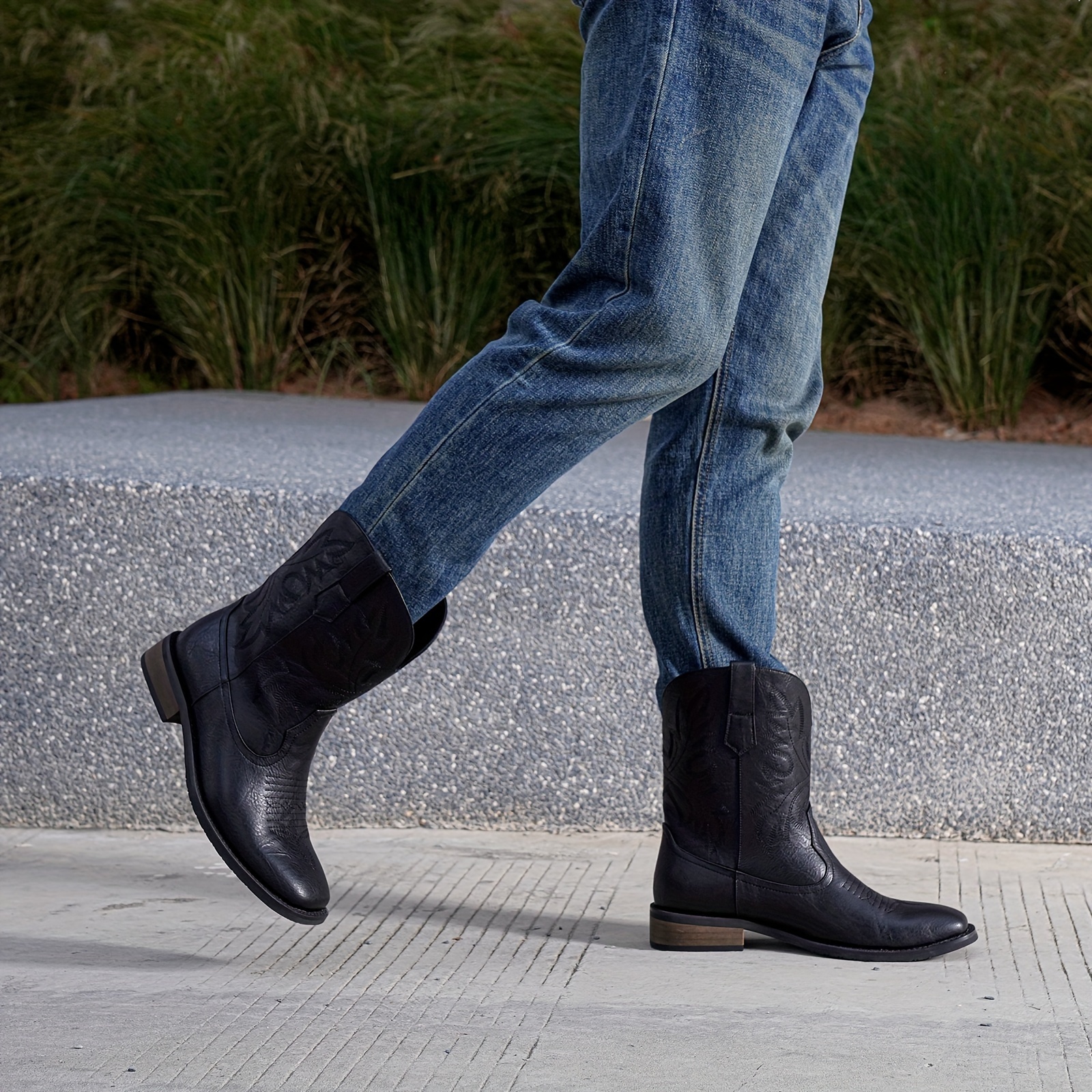 Bottines Cowboy Homme à Bout Carré - Cuir Brodé, Semelle Antidérapante - Taille 39 (et Autres) - Style Rétro Confortable