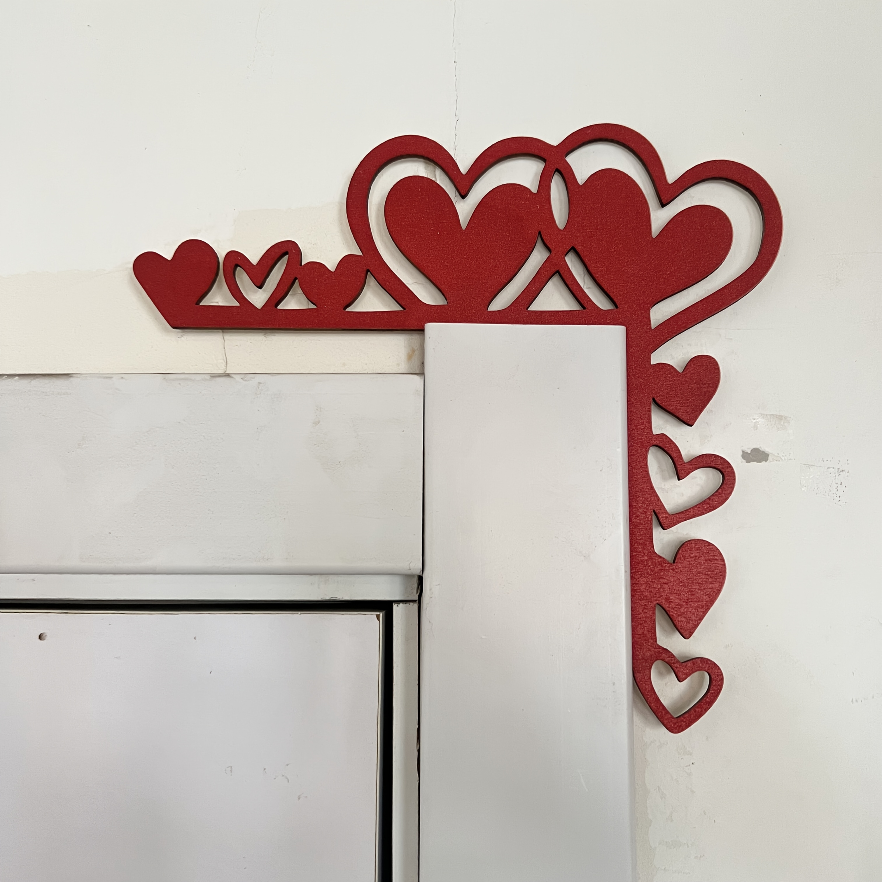 

Valentine's Day Love Heart Wooden Door Frame Decor - Indoor Bedroom Wall Hanging Ornament, Horizontal Orientation