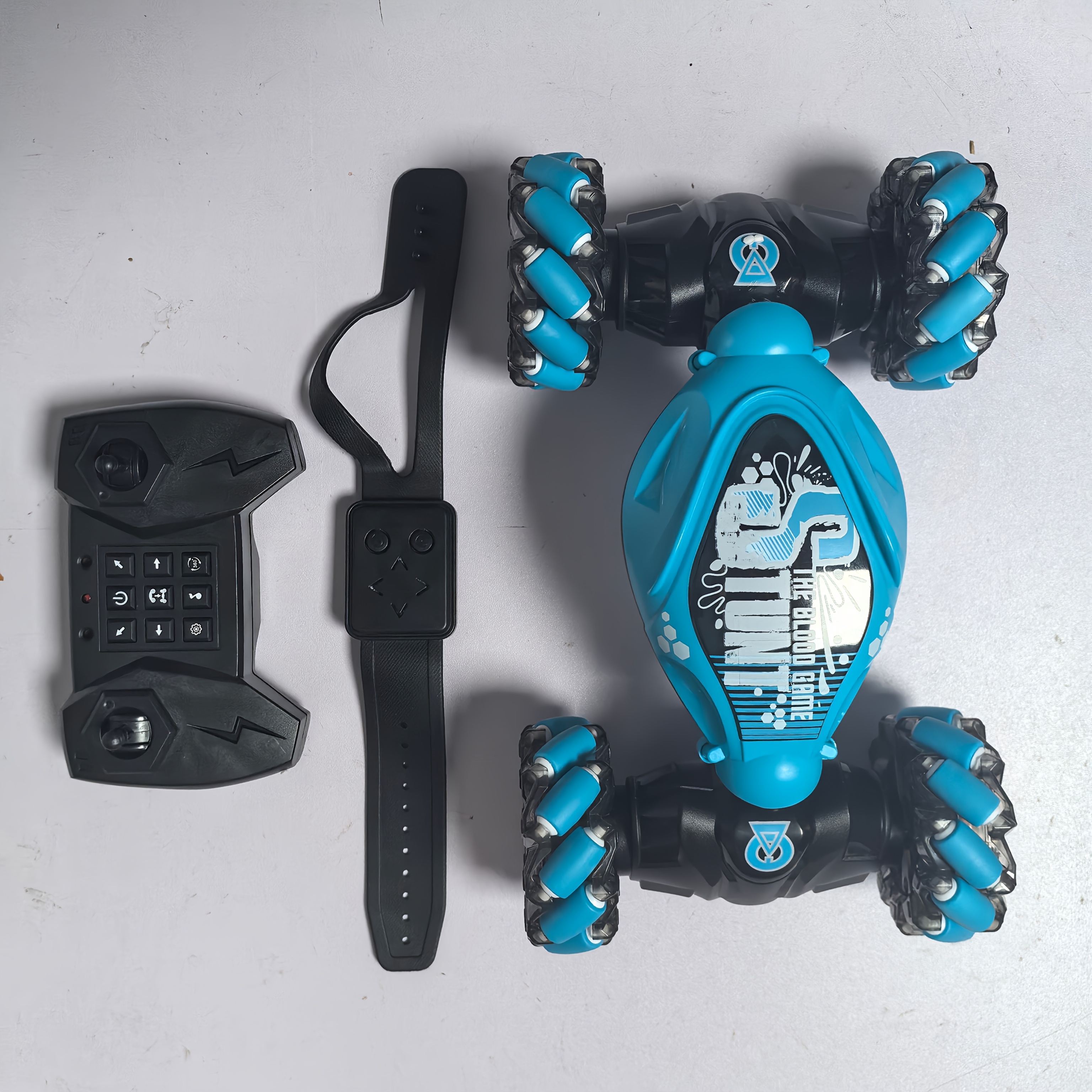 TEMU Coche de juguete con control remoto, coche acrobático RC, juguete para exteriores. Luces y geniales. Control remoto de y control remoto de