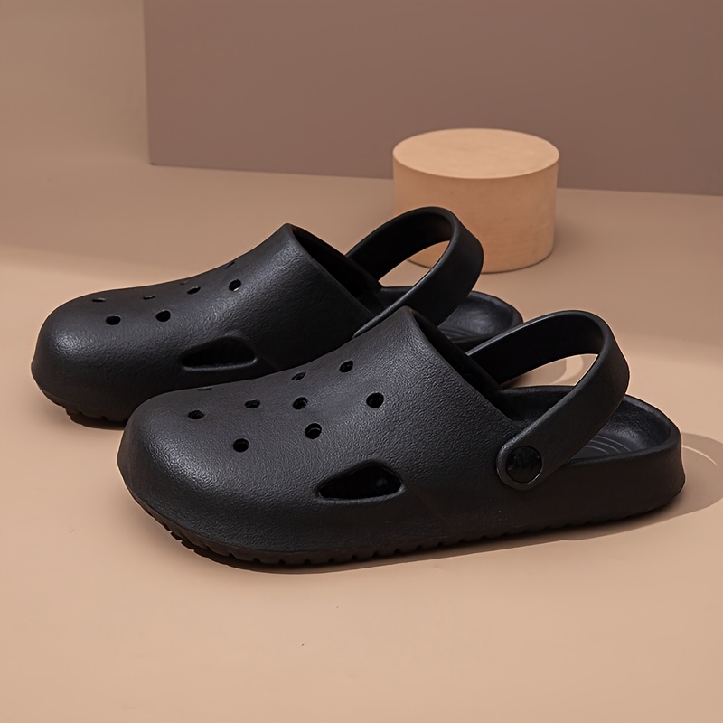 scarpe unisex forate, e morbide da indossare o fuori, ciabatte