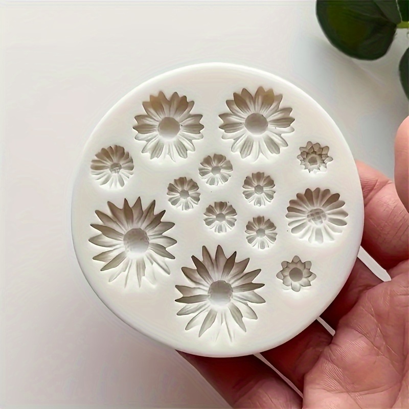 TEMU Silicone Mold With Small Daisy Flowers 1pc, Small Daisy Flowers