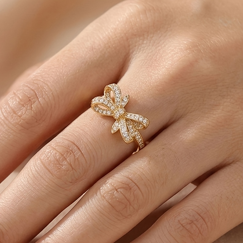 Unisex Exquisite Bow-Shaped Ring with Sparkling Synthetic Zircon
