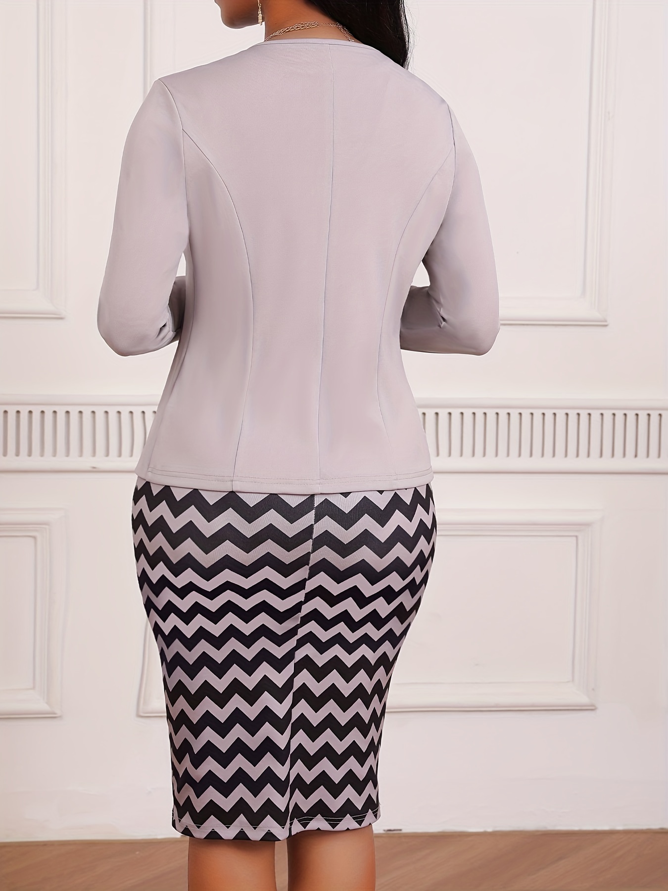 Spring and Autumn Women's Two-Piece Dress Set, Fashionable and Elegant Wave Print, Business Commute, Round Neck Gray and 's Two-Piece Dress Set HRYY068