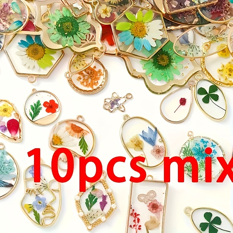 Image of 10pcs Random Style Mixed Handmade Resin Pendants, Including Genuine Dried Glass Pendants, Necklaces, Earrings, And Jewelry Making Techniques. All Kinds Of Flowers In Summer Are Suitable For