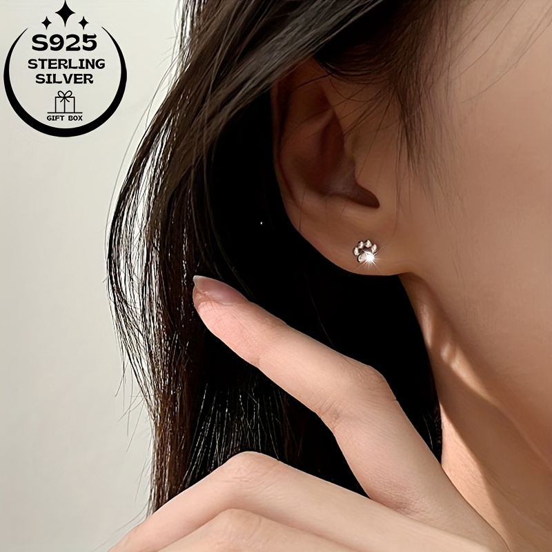 925 Silver Cat Paw Women's Earrings - Ideal for Parties & Casual Attire