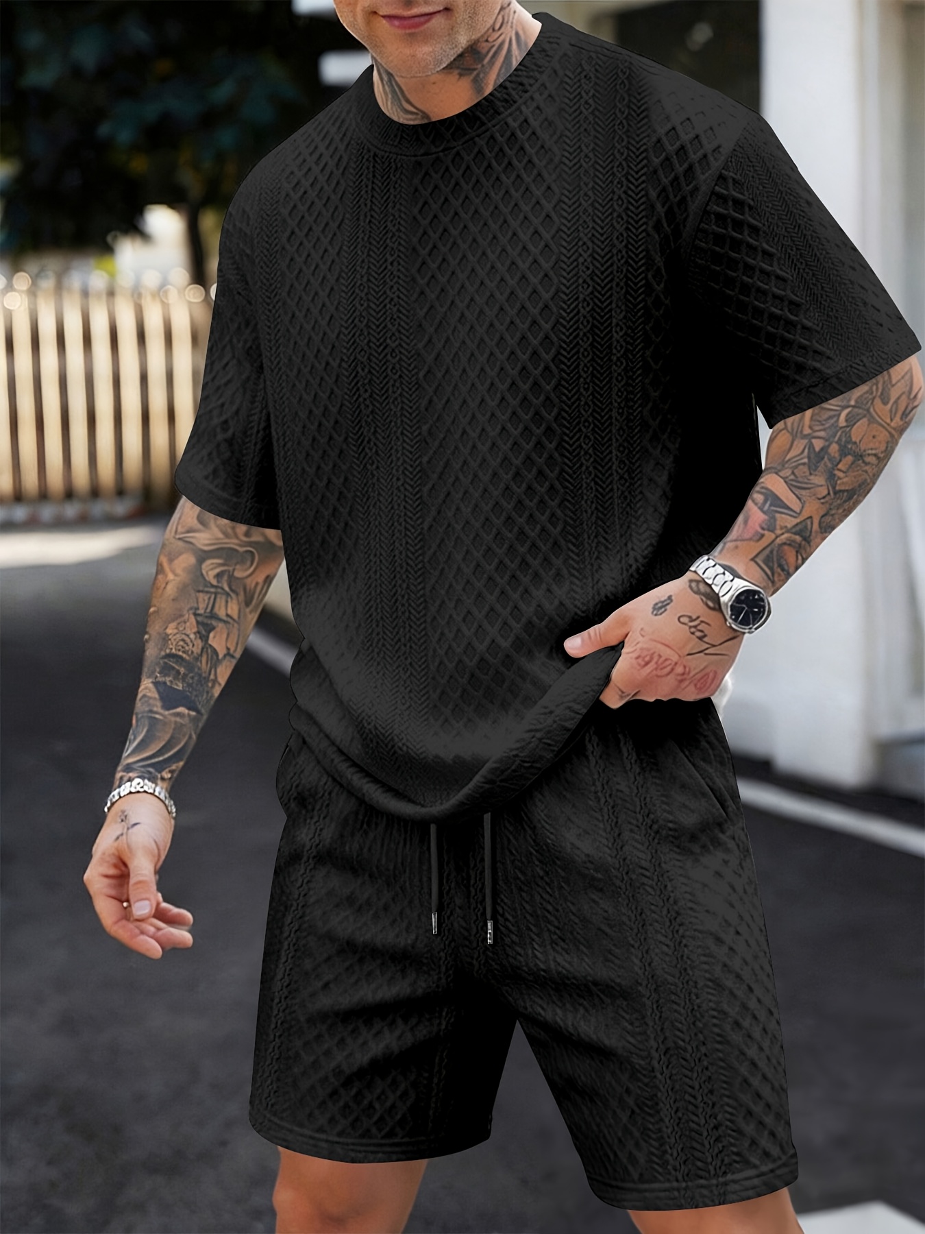 Men's New Textured Fabric Crew Neck T-Shirt + Drawstring Shorts Set
