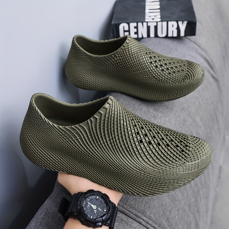 Men'S Shoes Summer 2025 New Outdoor Sports Non-Slip Fishing Wading Shoes Thick Sole Beach Clogs Sandals Men