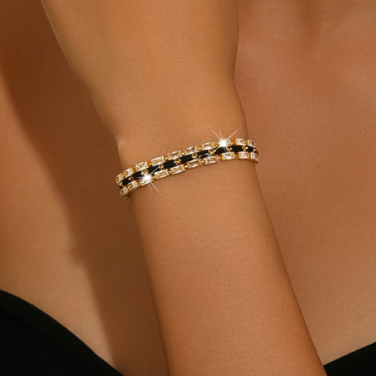 Luxurious Rectangular Cubic Zirconia Bracelet