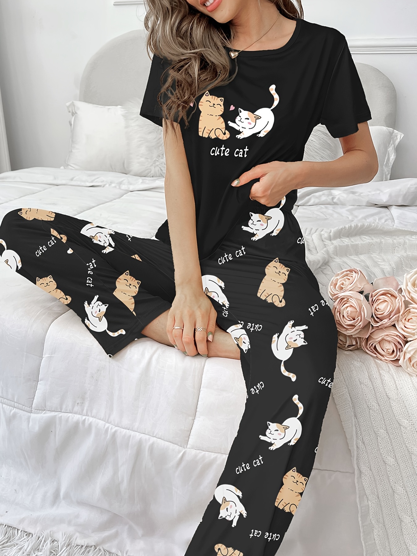 Damen Shorty Pyjama Aus 100 % Baumwolle | Mit Süßem Katzen-Motiv & Karo-Hose – Bequemer Schlafanzug, OEKO-TEX Zertifiziert