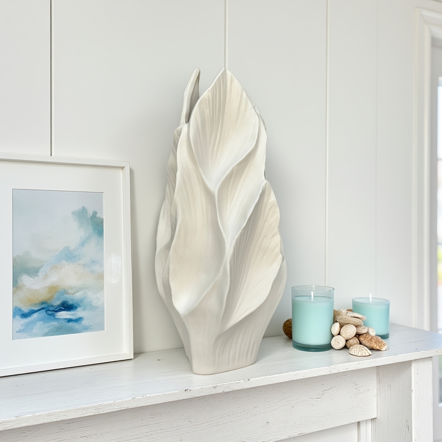 Nordic Style Creative Petal Ceramic Vase, Modern Minimalist Artistic Flower Vase, Home Decor Ornament for Living Room Entryway TV Stand, Dried Flower Arrangement Vase