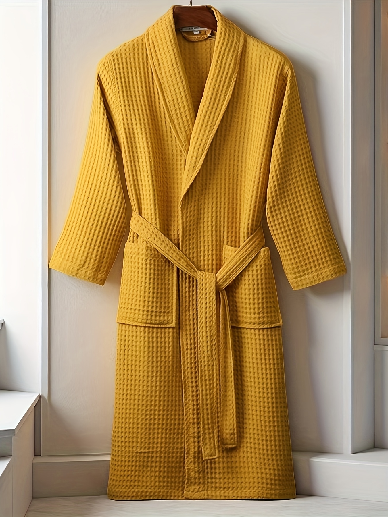 green emerald velvet dress Lightweight Men's Bathrobe - Pacific