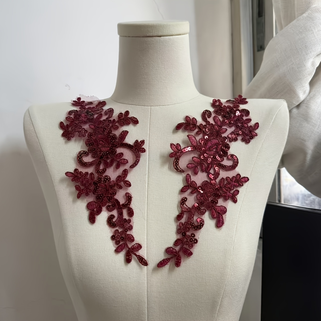 TEMU 2pcs Embroidery Sequin Lace Applique Sewing Flower Fabric Collar Patch Motif Wedding Gown Dress Bridal Crafts